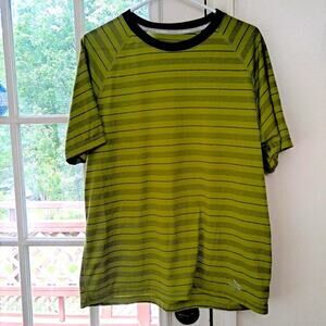 LL Bean Green Horizontal Striped T Shirt Large Two-Toned 100% Poly